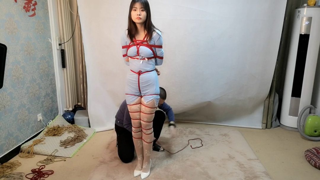 佳倩 温柔 甜美 被绑架 小艾姆 调叫 挠痒 打舌钉美少女-2