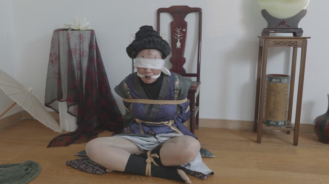 红鲤鱼作品《黑神话悟空之停止挣扎的四妹下集》，四妹就快要被炼成仙丹了，天命人会来救她吗？-5