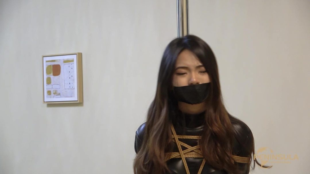 半岛束艺台定拍 卡菲 为什么你在我的房子里？-6