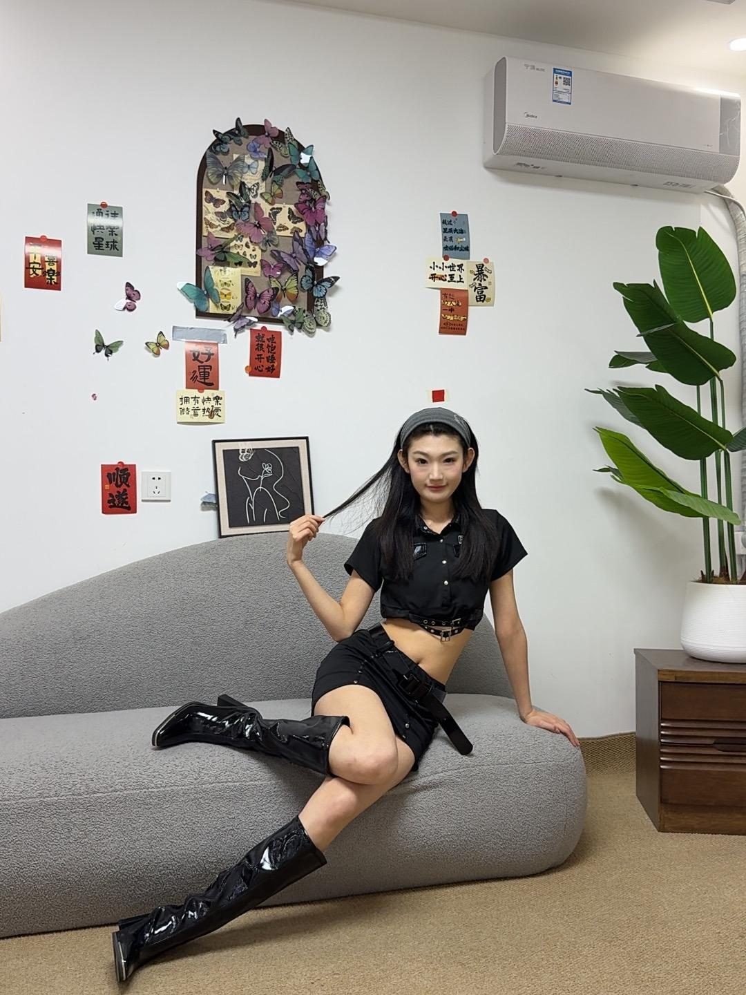 金宝工作室 新人推荐：LuLu 雪糕 七七 奶贝 兮兮 只只 剧情简介：木子 雨林 小白出演-7