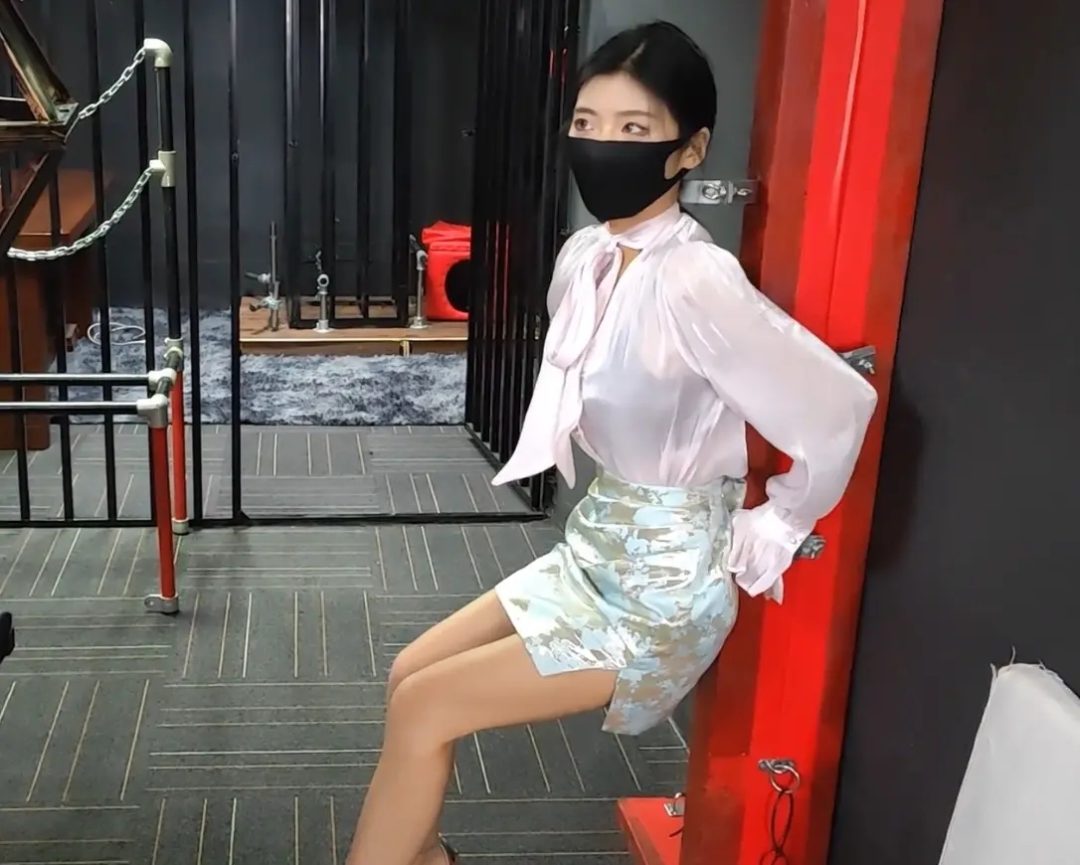 汤圆 应聘的模特 各种道具介绍体验-8