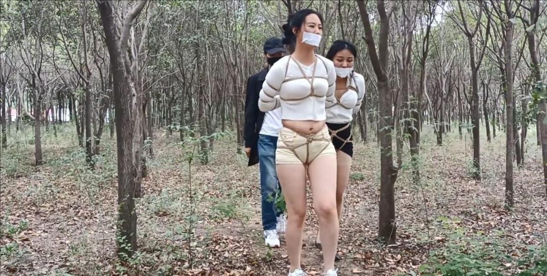 一绳所爱工作室订拍《野外车劫》上 笑笑，紫涵主演-4
