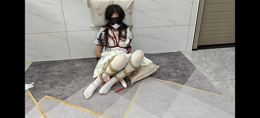 萝莉少女 遭捆绑调教-6