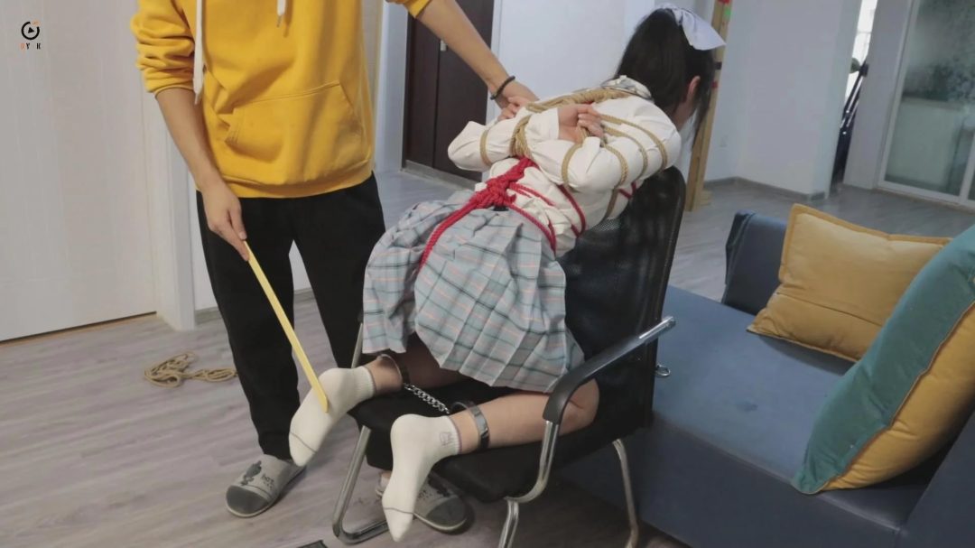【得意客定拍】《毒舌女友很宠我》受不了女友毒舌？那咱不忍了！绑了堵嘴打屁股去！还敢嚣张吗？！-4
