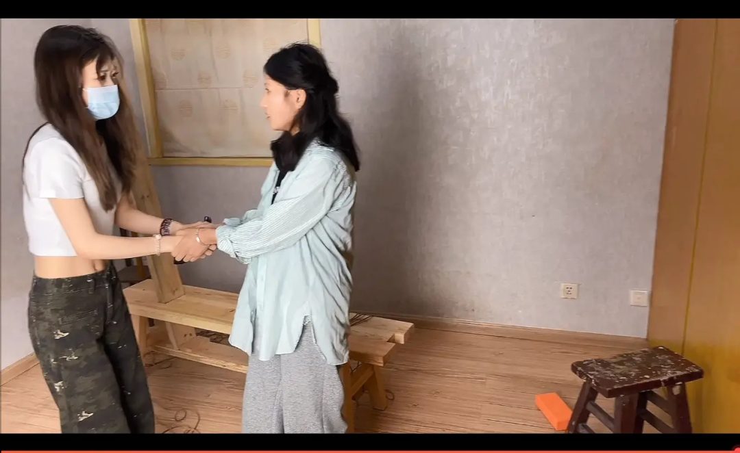 老虎凳 犯人拒不交代 恐吓 捆绑 逼问-5