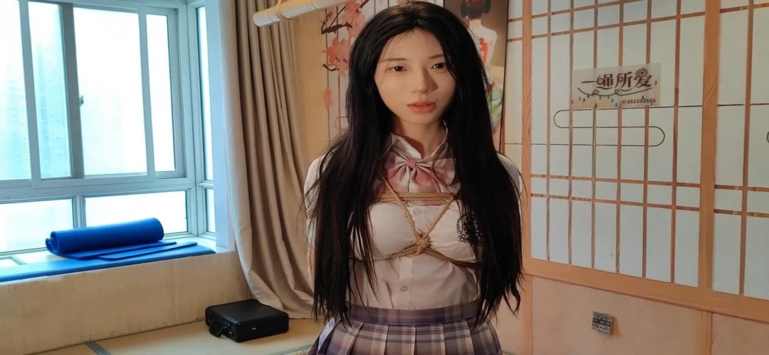 《颖颖绳艺体验访谈》小姐姐长得很好看，后手观音，日式，海老缚，欧式直臂，驷马，大号口球，基本全部绑法都绑了一遍，最后还有小姐姐自己戴两款大号口球，真实感受述说，绝对不亏！-2