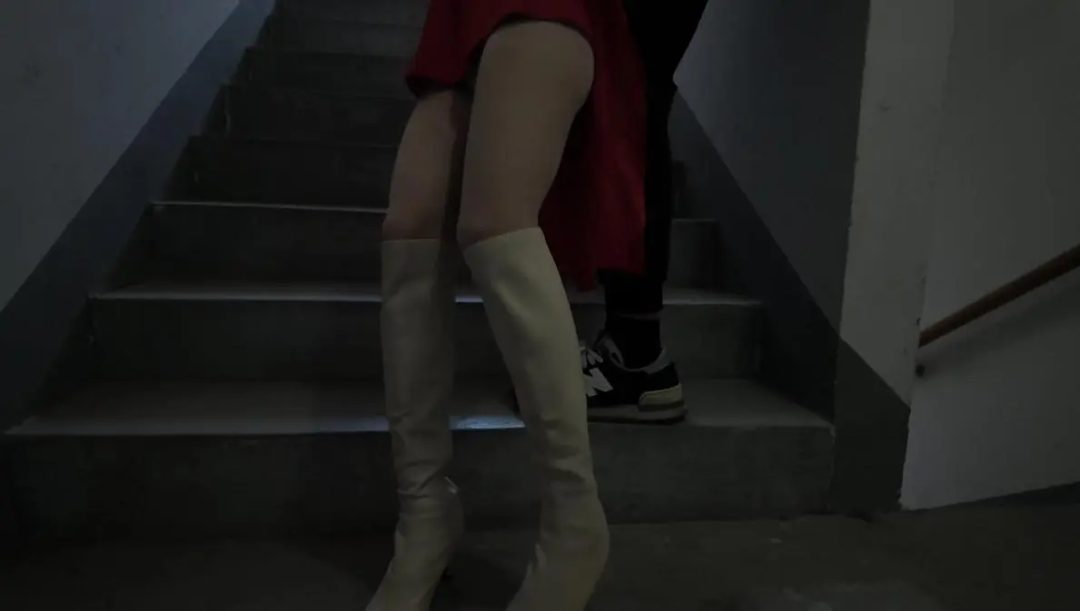 （象人出品）女超人行刑-2