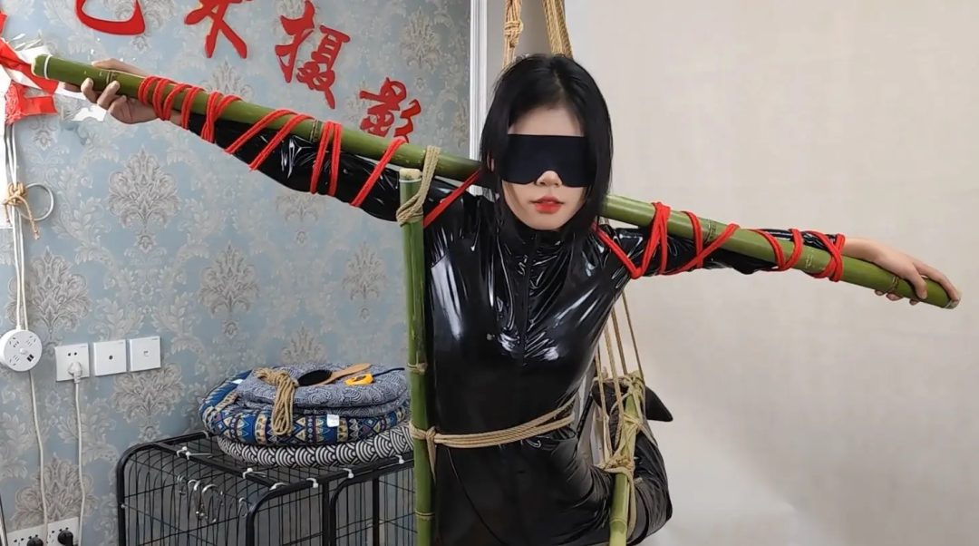 汤圆 胶衣搜查官 竹竿吊-4