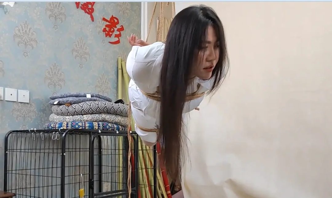束缘阁 李然 吊绑女医生 驷马挠痒-5