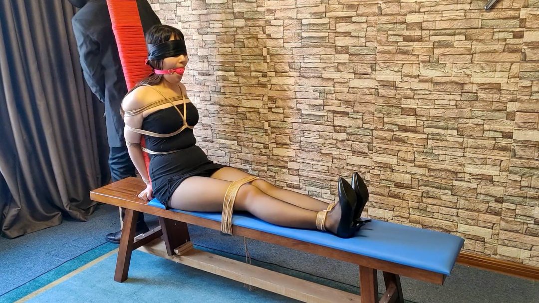一绳所爱工作室定拍：小花影极限老虎凳调校 超大口球鞭打TK-7