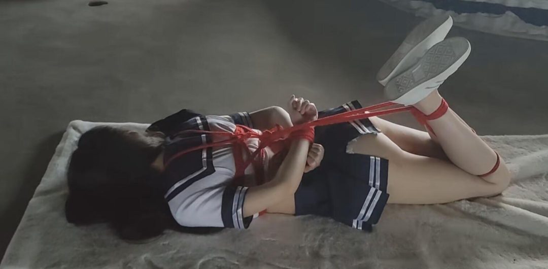 户外捆绑 驷马捆绑喵喵-2