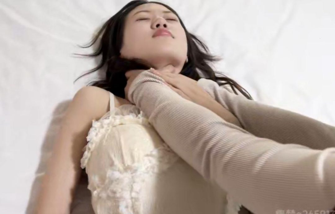 把小偷丹丹制伏后看脚特辑福利控 （全视角看脚）-6