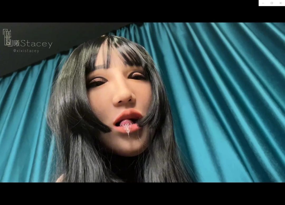 曦曦Stacey之丝袜美足口水滴落流露撩人欲望❤戴着硅胶手套真人面具日系风性感少女的挑逗-7