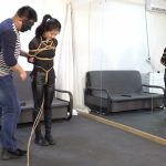 入室劫案之搜查官绑架案 皮裤长靴小狐狸被捆绑折磨