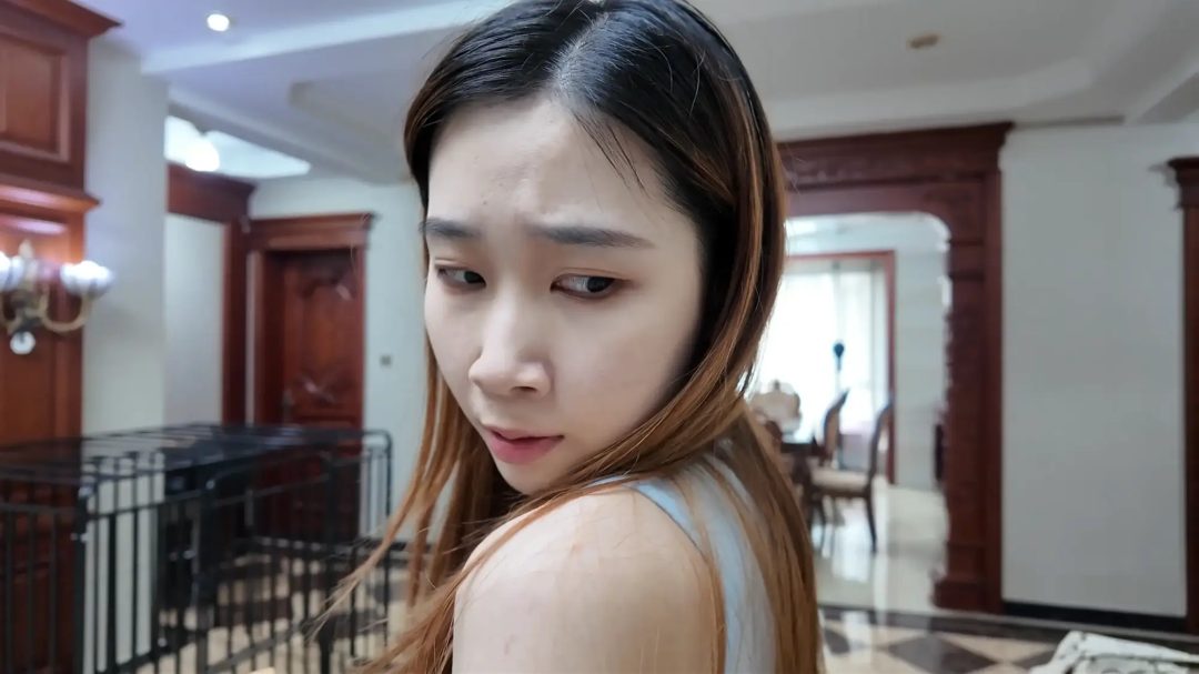《旅途噩梦》第2集 南清施展美人计离间夫妻 逐个击破后米粒被南清雨诺肆意羞辱-15