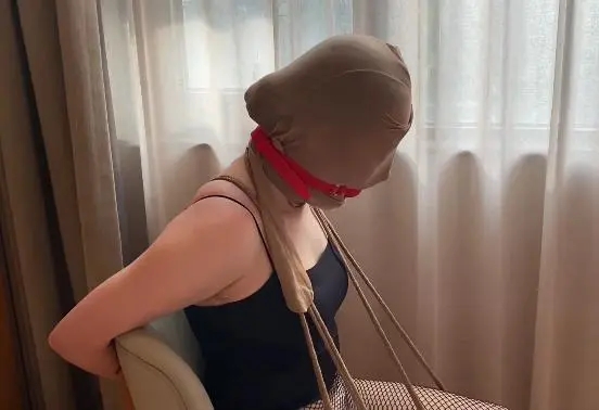 椅子网袜TK调教-4