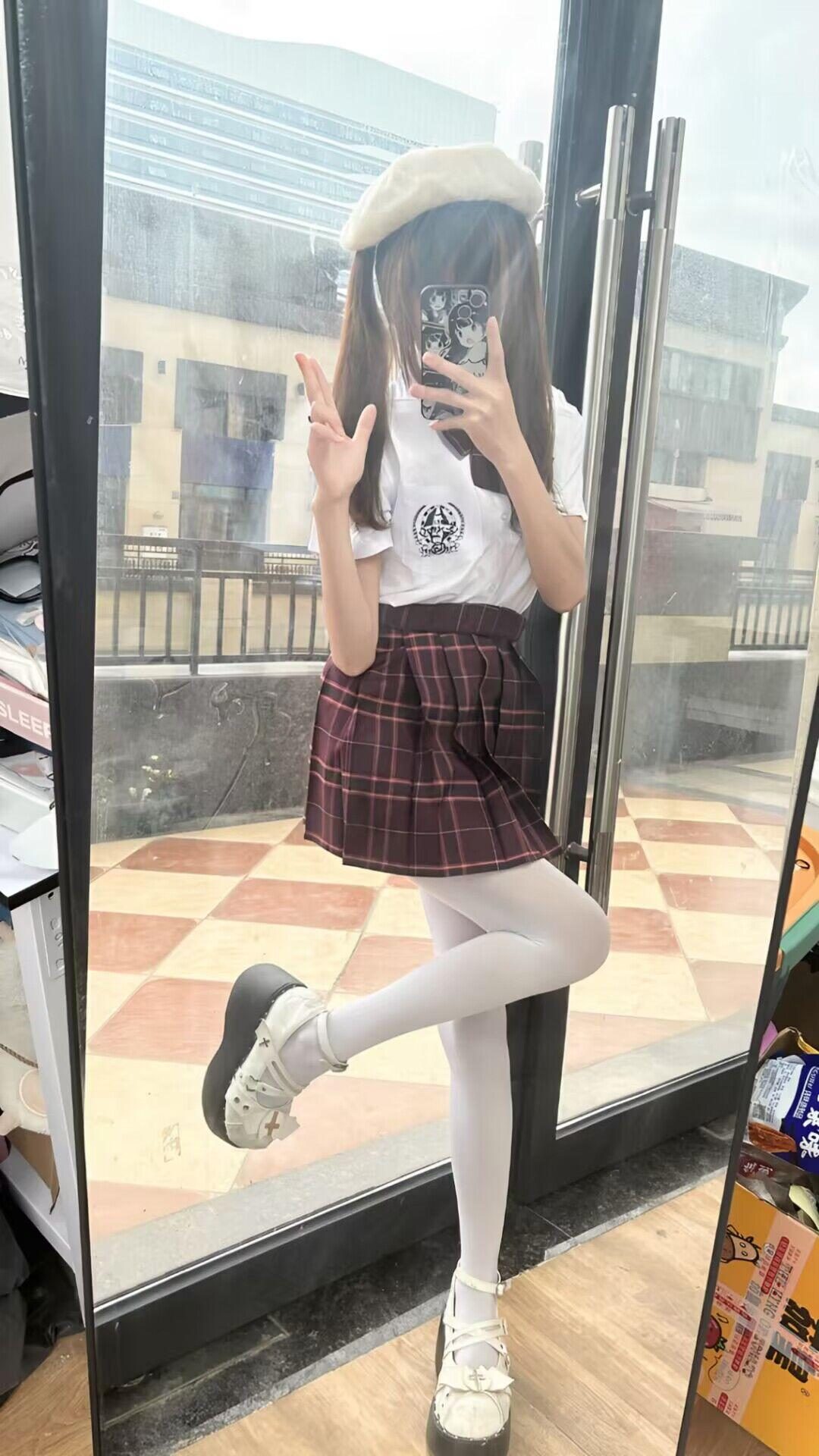 超燃超污的lo娘白丝浴室重口味调教-8
