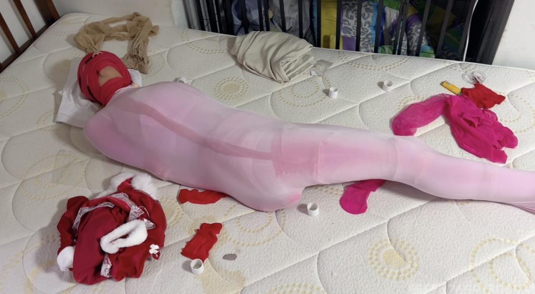 圣诞女郎女主播 （圣诞特辑） 丹丹主播直播被全包-6