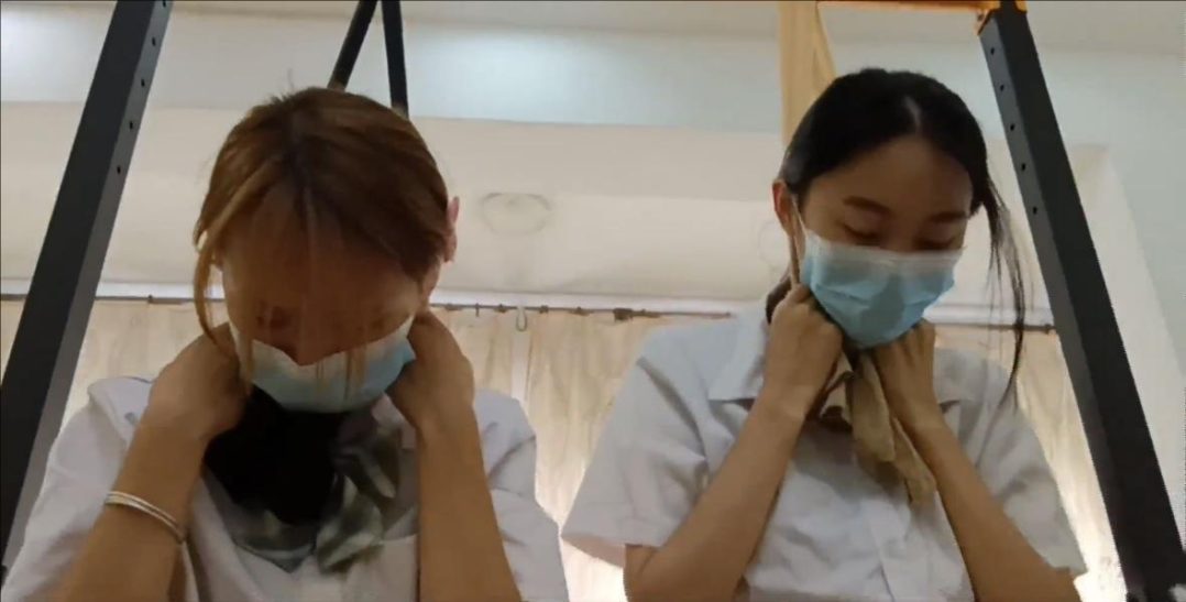 【琳媚】【红豆】黑白双丝 天台互嘎 室内自嘎无果 互相安慰 三部合一（无繩）足控福利-3