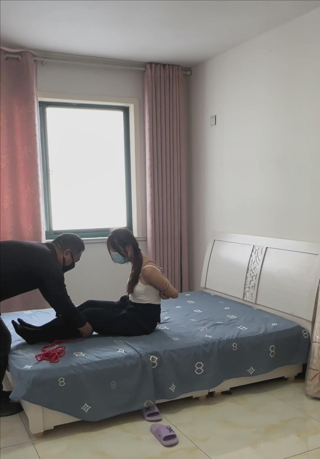 黑客入侵绑架女白领第二部终结篇-2