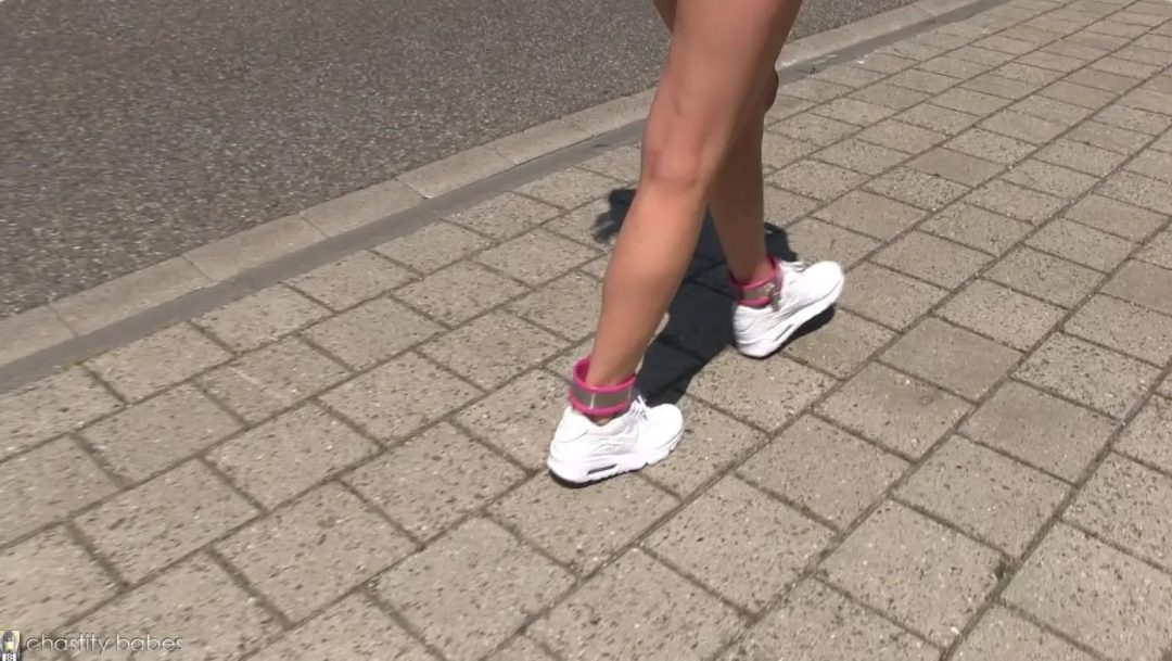 贞操带女孩外出-5
