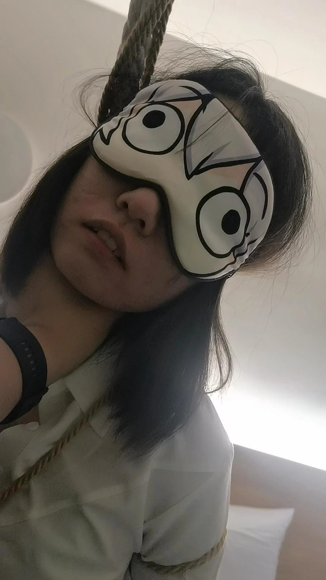 灵言单腿吊哭泣-2
