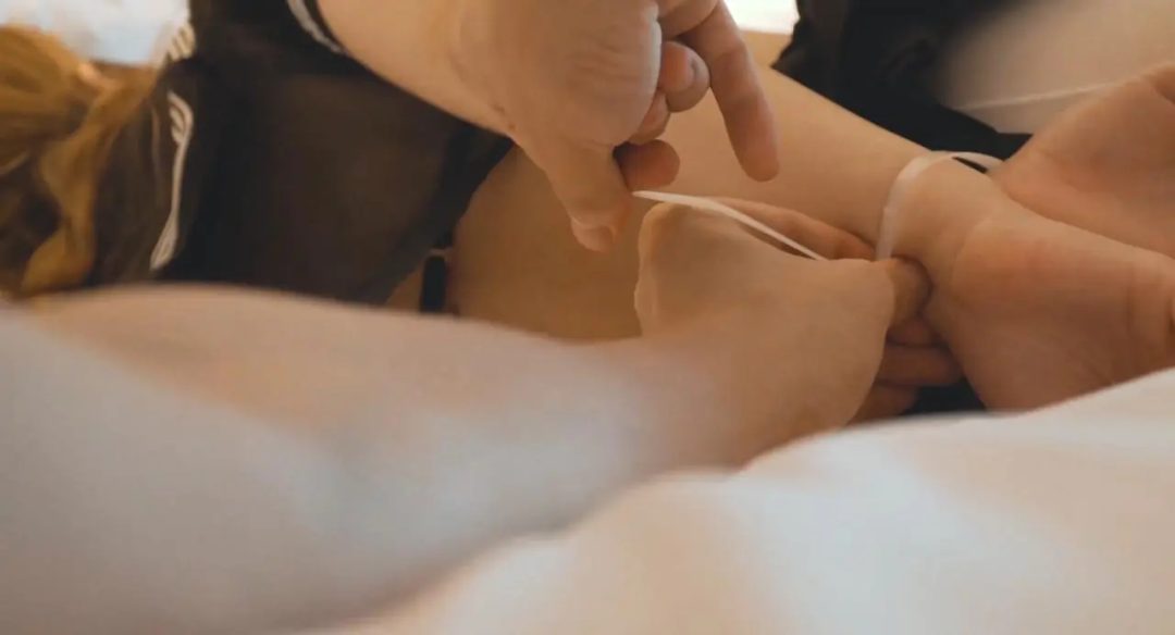 白丝控的黄发小妹纸-2