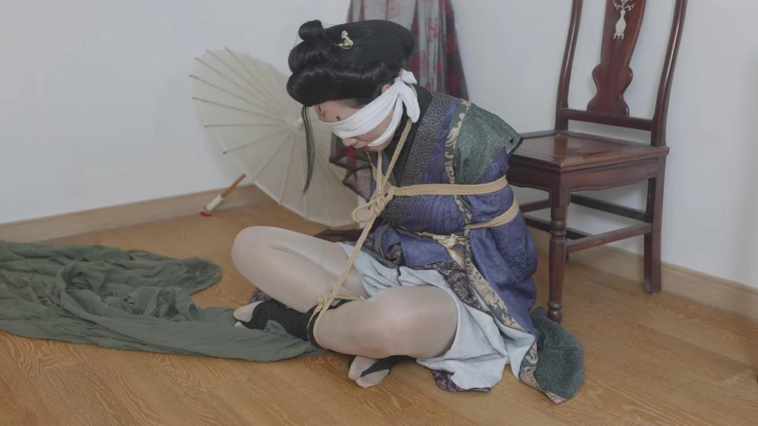 红鲤鱼作品《黑神话悟空之停止挣扎的四妹下集》，四妹就快要被炼成仙丹了，天命人会来救她吗？-7