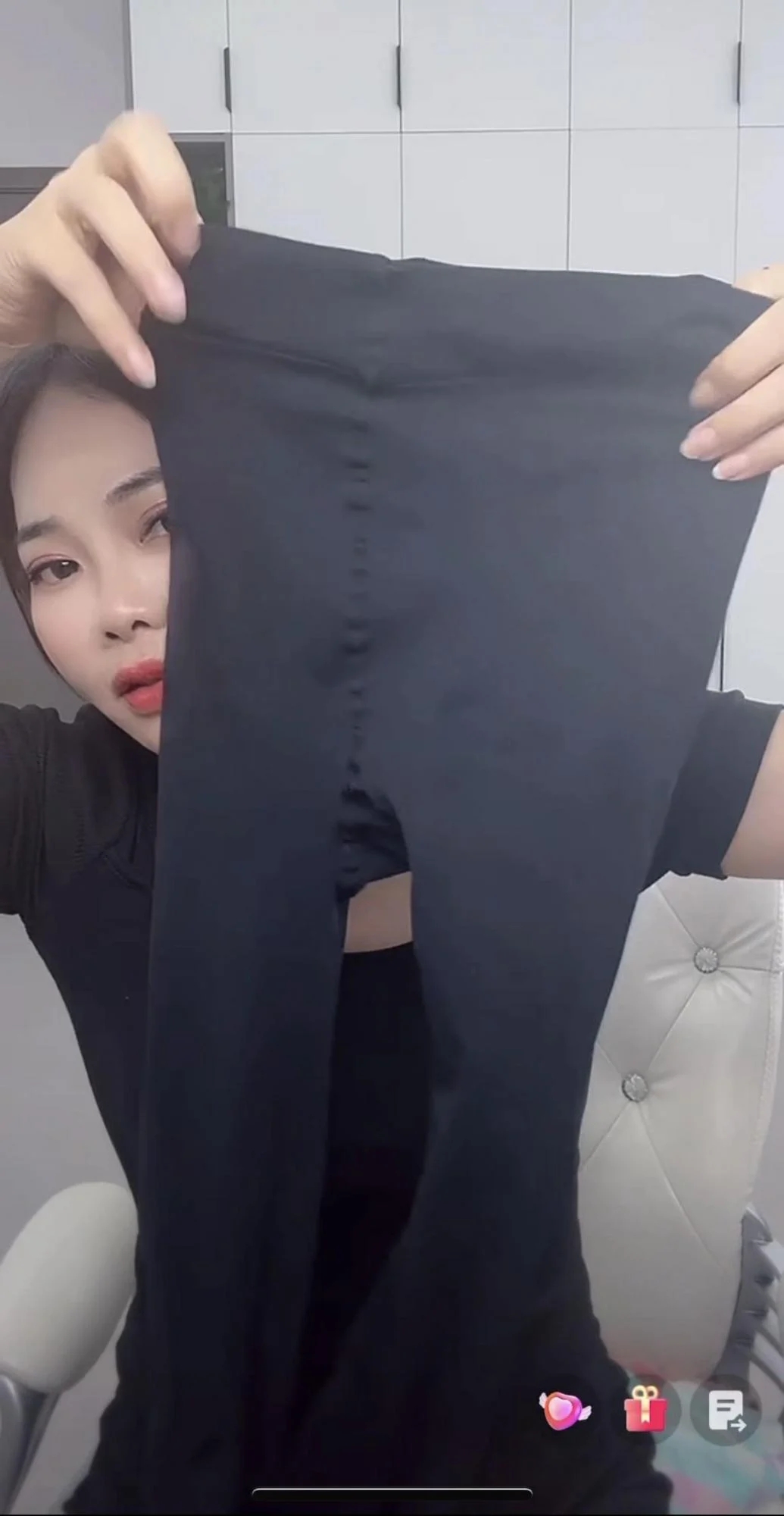 鱼糯糯 紧身渔网袜女主播丝袜包头堵嘴-2
