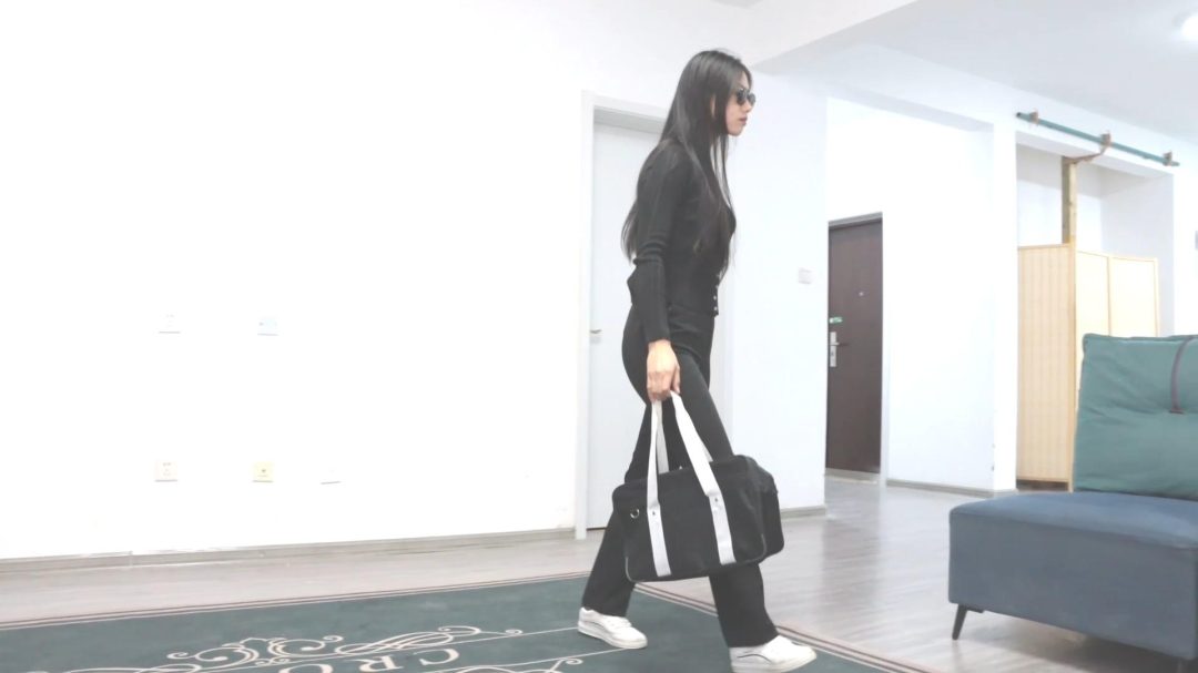 得意客定拍.潜入家中的蒙面女人01. 被蓄谋已久的坏女人潜入家中玩弄,迷晕后捆绑-4