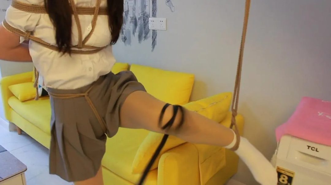 这喘声真让人受不了，一个实时记录的短片，对小m全程强高只为开始做准备-6