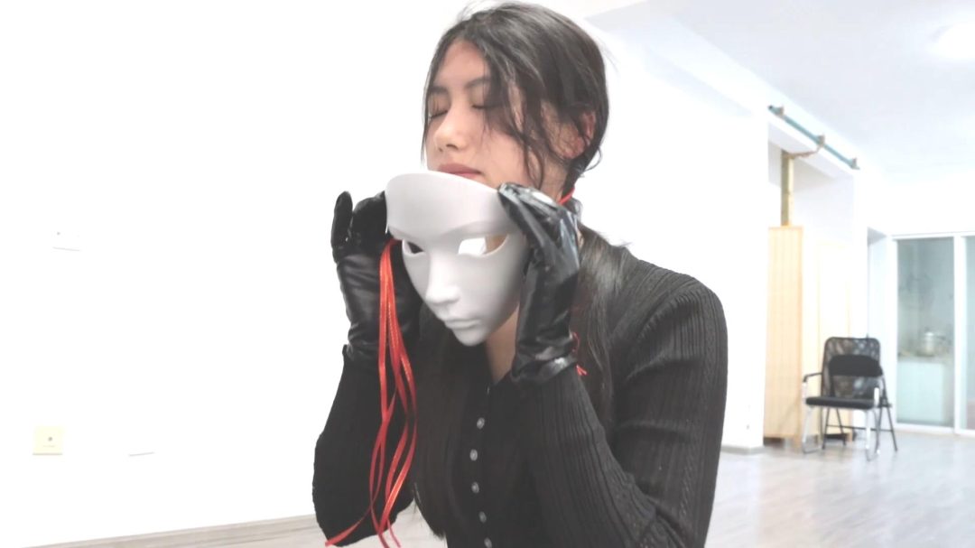 得意客定拍.潜入家中的蒙面女人02.被囚禁的女主绝地反杀变态蒙面女-6