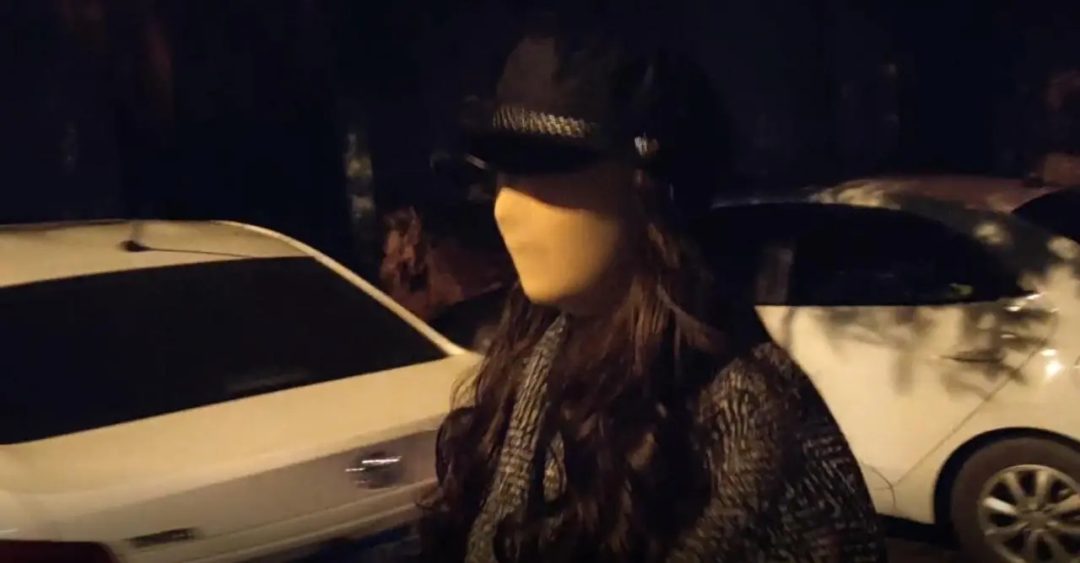 穿上zentai去电影院看电影是一种什么样的体验-2