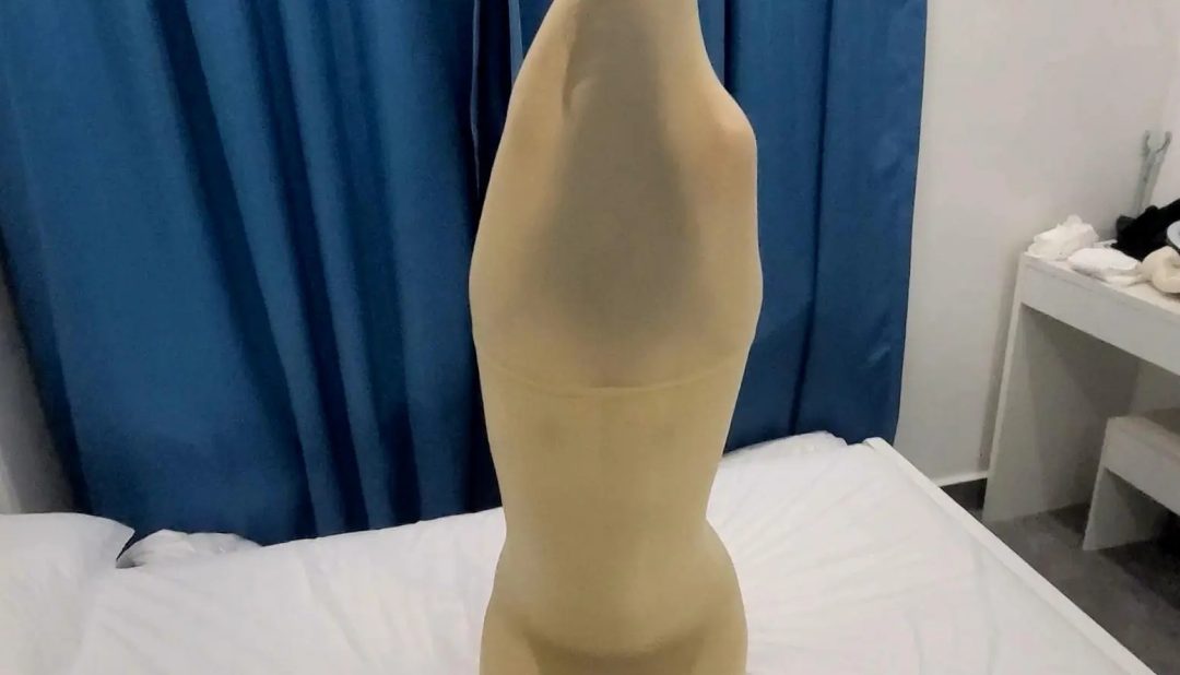 小姐姐肉色丝袜睡袋全包-5