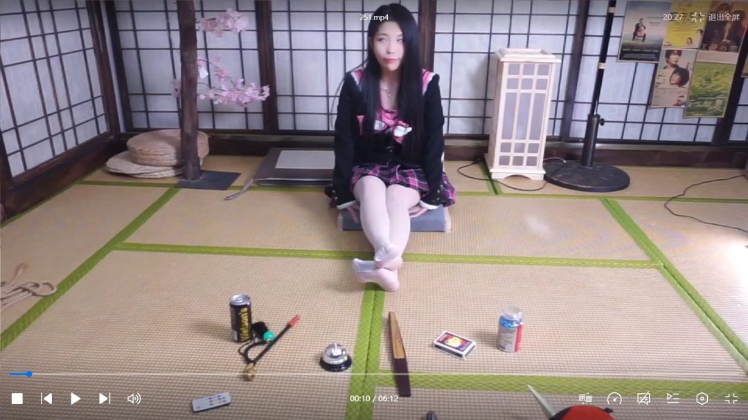 哈莉奎因工作室定拍集锦-盲片游戏-FOOTJOB-1