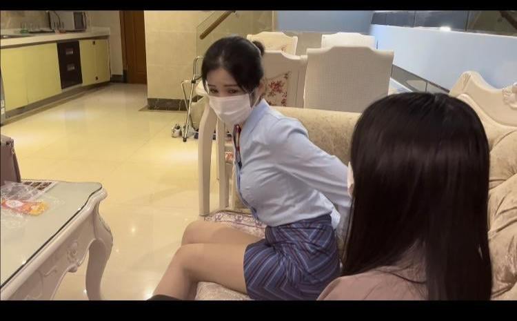 小美女职员问卷事件，双丝足美女出演，有小姐姐最喜欢的单脚吊哦。-2