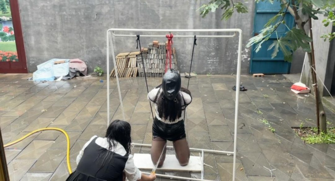 公寓押解到工作室调教-2 公寓押解到工作室调教-2
