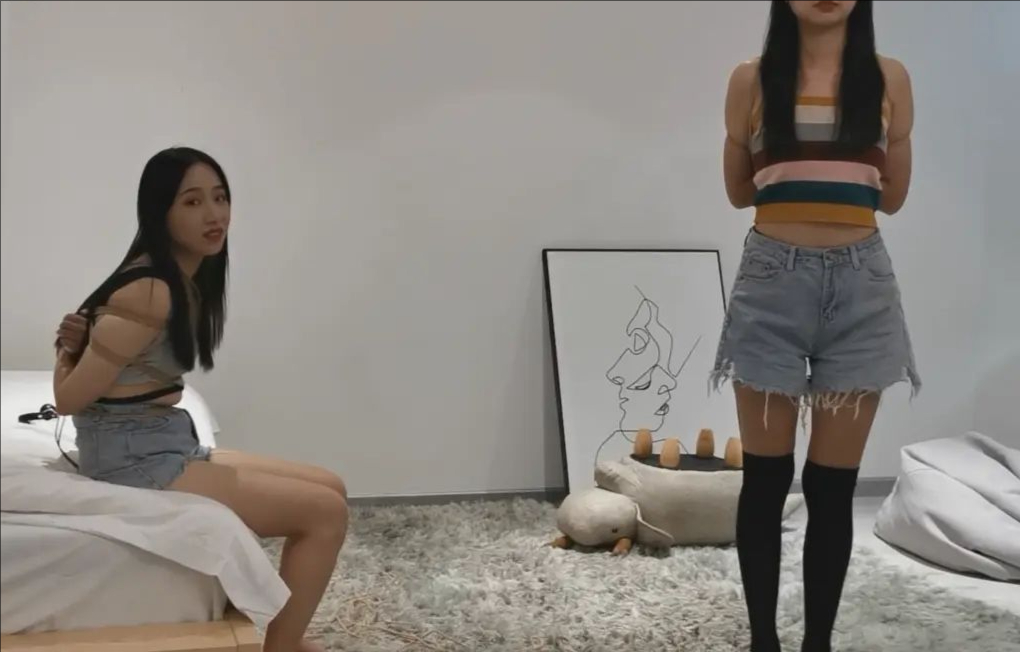 奥特曼：阿狸和绒绒双人驷马-3