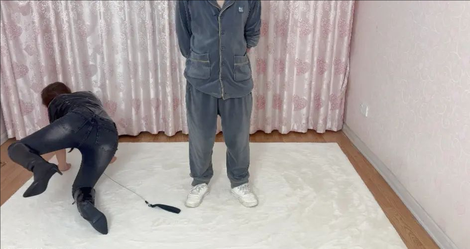 调教（踩踏，人形犬）-2