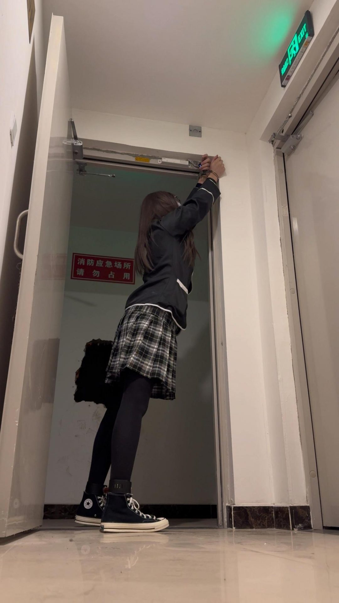 楼道JK帆布鞋分腿器吊缚SubM-4