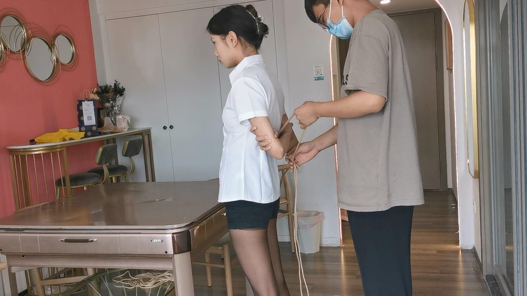 奥特曼定拍：可爱学生妹珂如日式驷马长时间放置-2