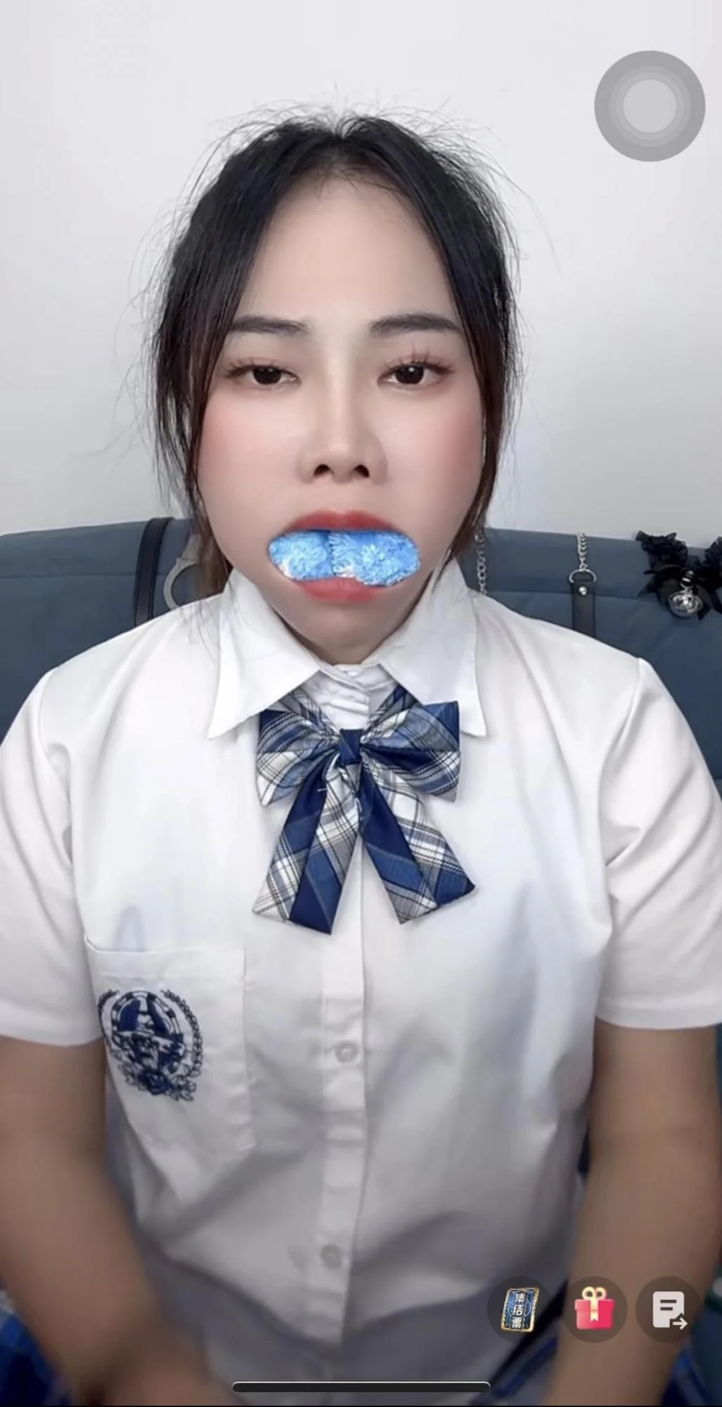 鱼糯糯 jk女主播毛巾堵嘴-5