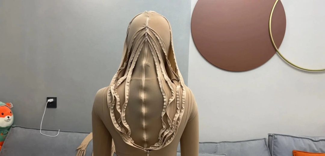 多层Zentai，从超薄到最后六层包裹，五官崩得失去直觉，说话呼吸都困难。-7