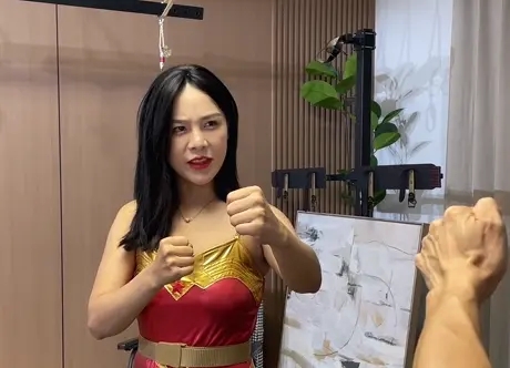 神奇女侠之电击衣-3