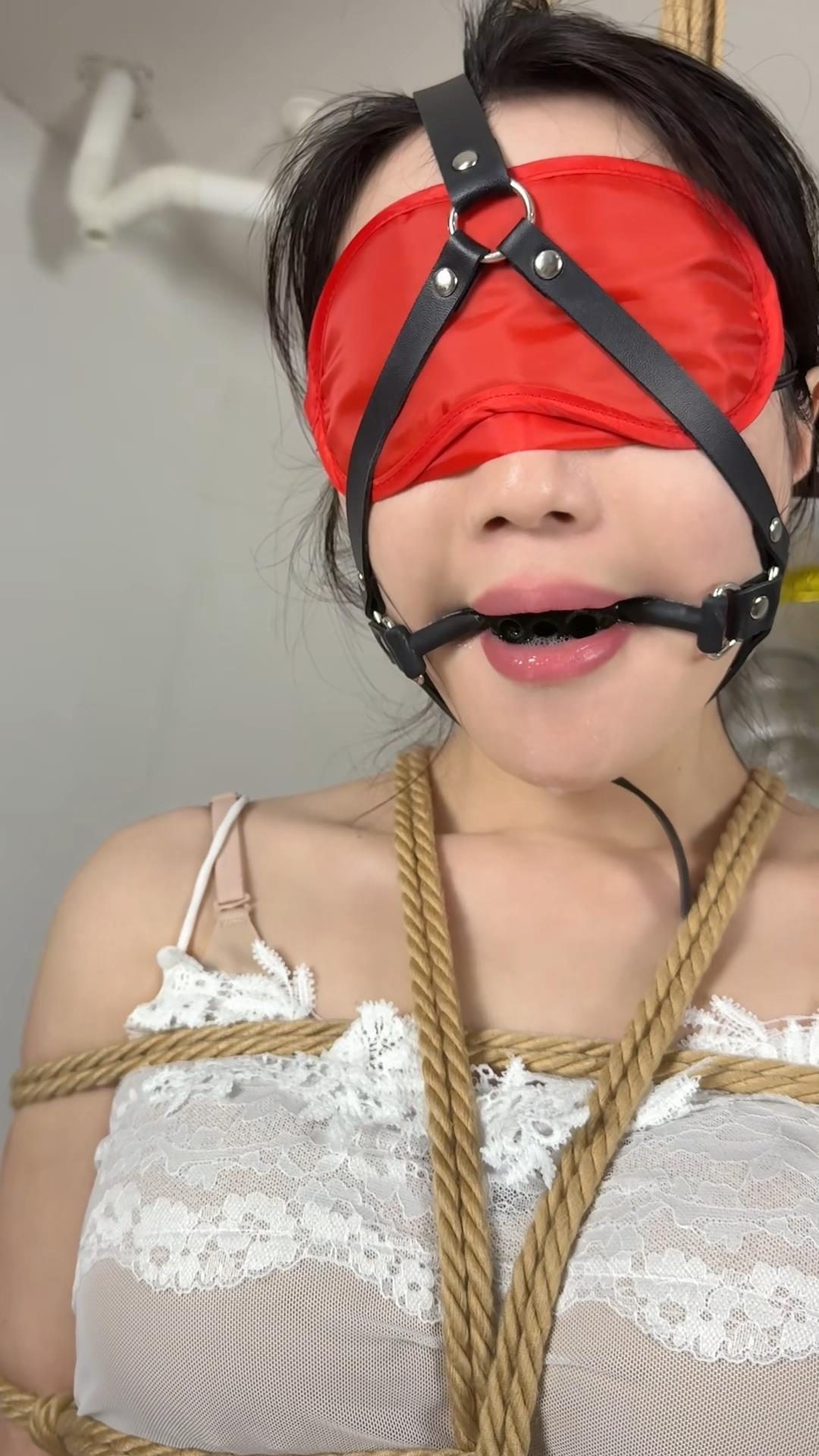 白丝单腿吊-3