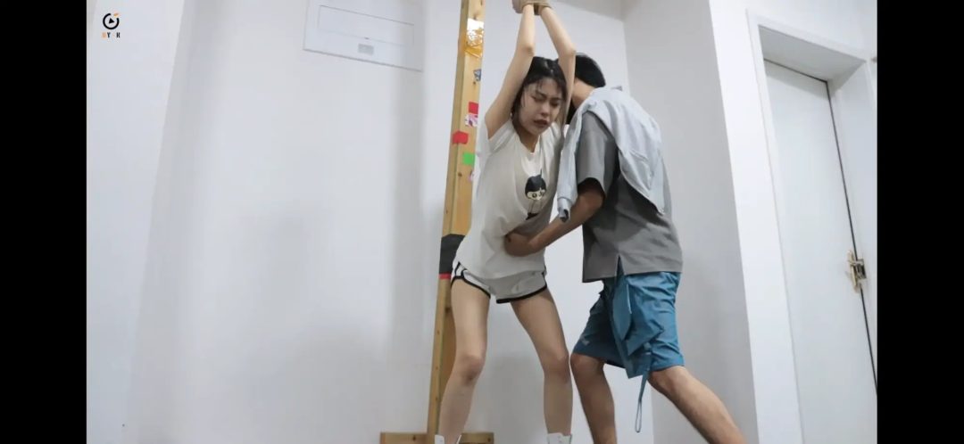 （得意客绝版模特米娅订制）美女侦探受虐记-9