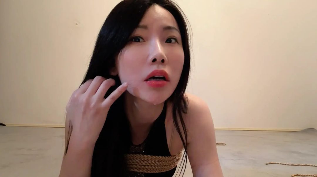 柳洋自缚、密集捆绑、股绳、口球、挣扎、流口水、挣脱、解缚-10
