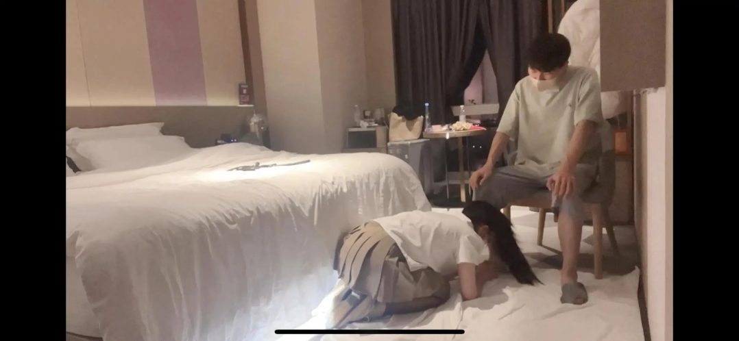 jk女大学生丝袜 驷马 俯卧 堵嘴 挠痒 皮鞭 恋足 口球 TK JK 捆绑 丝袜 捆绑-2