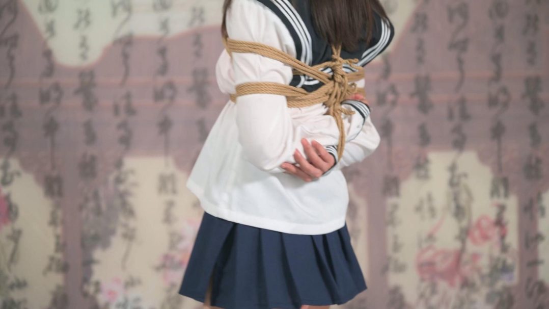 小池日式单腿吊--JK、学社鞋、长棉袜、扒衣-2
