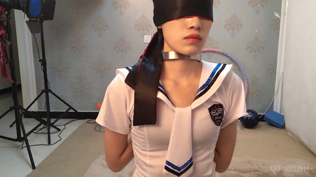 雅熙学生服 金属杆子的驷马-5